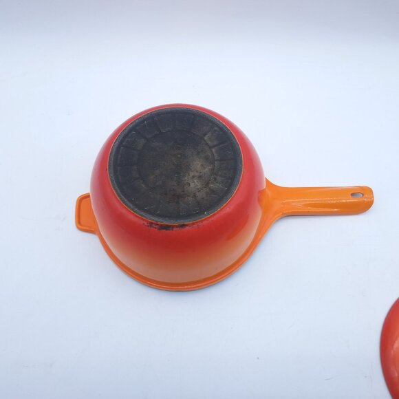 Orange Le Gourmet Iron Pot with Lid - Picture 7 of 11